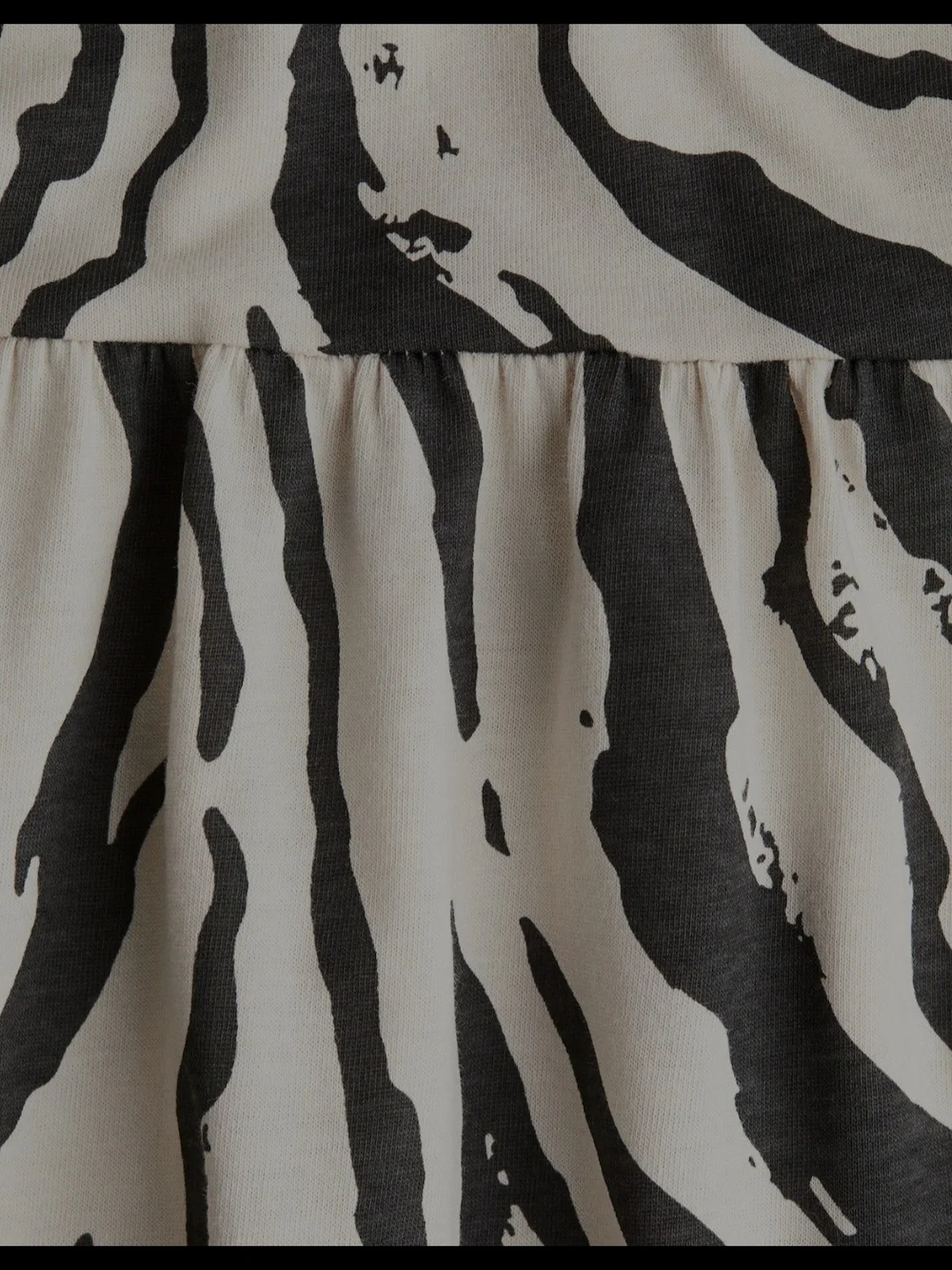 H&M Black & White Zebra-Print Sleeveless Casual Dress Size 8-10 Youth